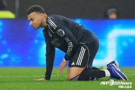 炸金花什么时候不适合跟注（炸金花中何时不该跟注）