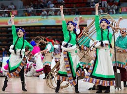 罗马3-1客胜克雷莫内塞登顶意甲，苏莱、埃文-弗格森、利马破门